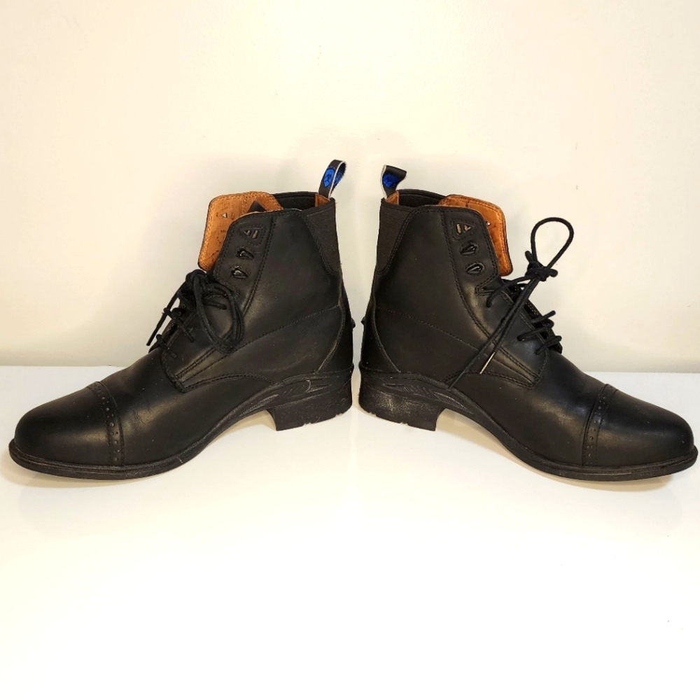 Ariat Women's Paddock boots EUC Size 10